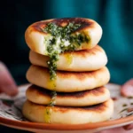 Pfannenbrote-mit-Barlauch-Tofu-Fullung-Rezept